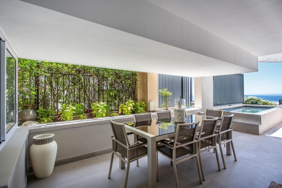 2 Bedroom Property for Sale in Green Point Western Cape